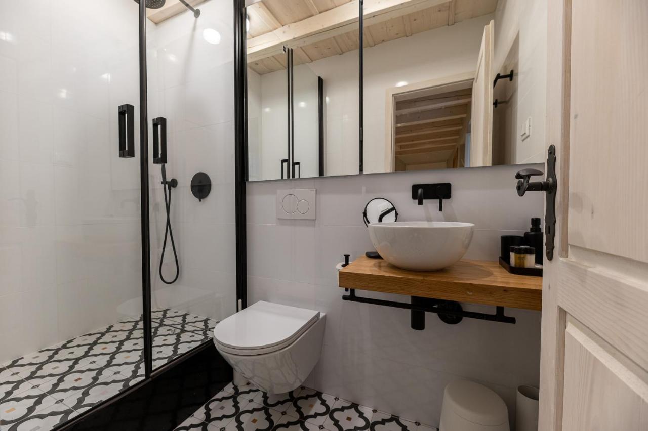 Superior 1 Bedroom Apartment Gabriela Next To Buza Beach Dubrovnik Luaran gambar