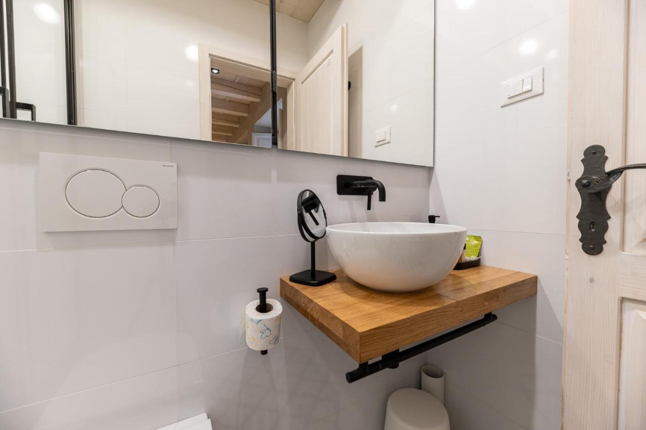 Superior 1 Bedroom Apartment Gabriela Next To Buza Beach Dubrovnik Luaran gambar