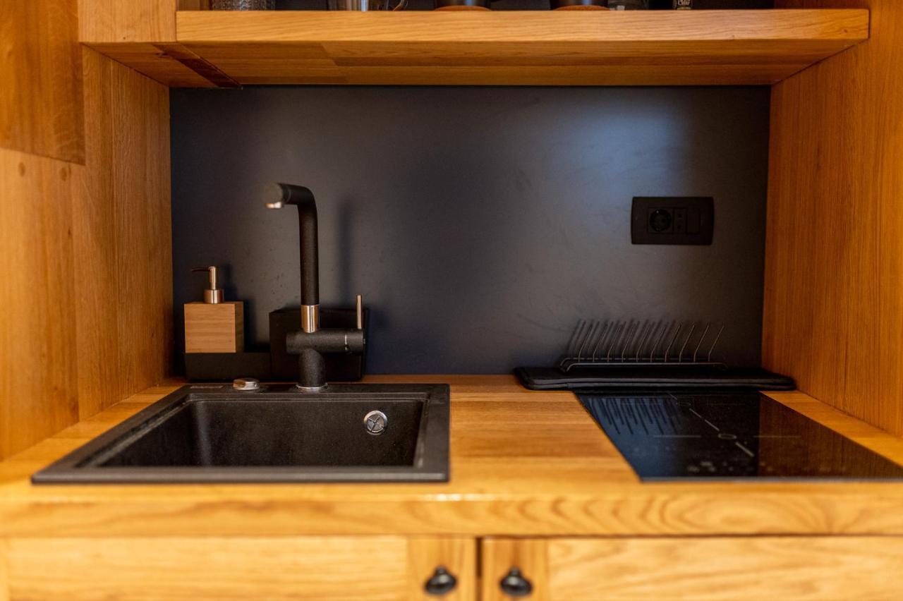 Superior 1 Bedroom Apartment Gabriela Next To Buza Beach Dubrovnik Luaran gambar