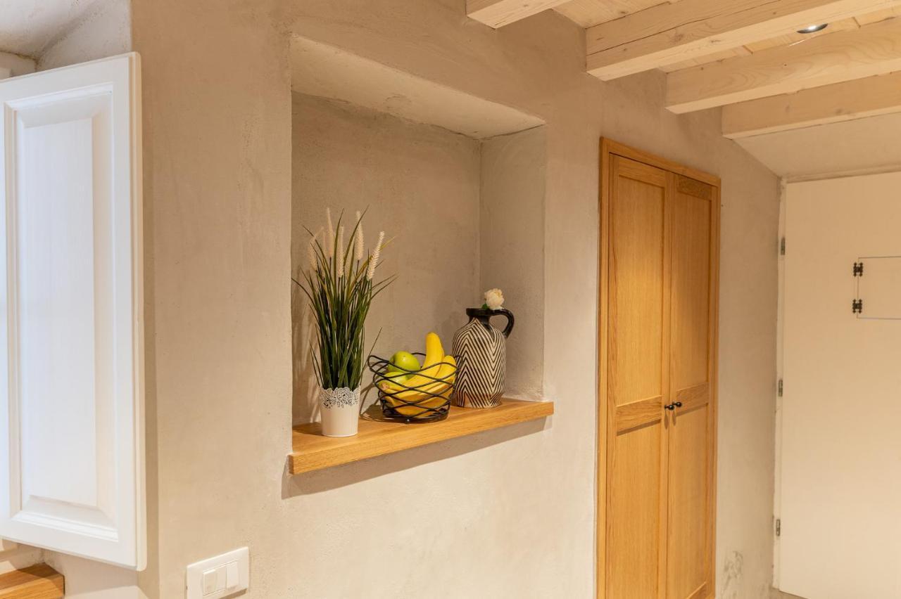 Superior 1 Bedroom Apartment Gabriela Next To Buza Beach Dubrovnik Luaran gambar