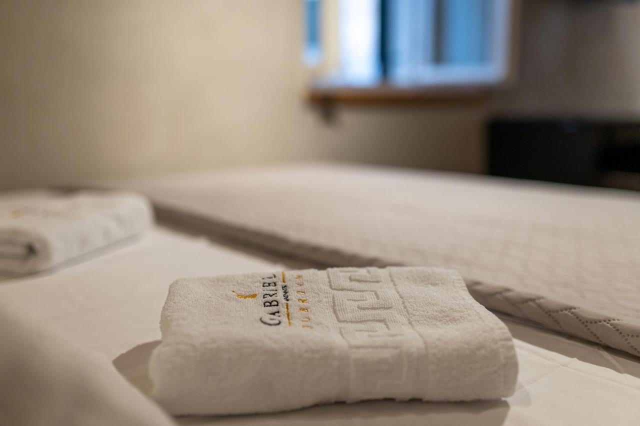 Superior 1 Bedroom Apartment Gabriela Next To Buza Beach Dubrovnik Luaran gambar