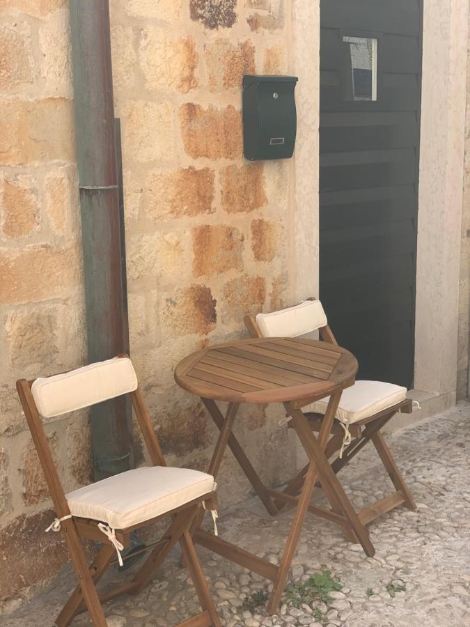Superior 1 Bedroom Apartment Gabriela Next To Buza Beach Dubrovnik Luaran gambar